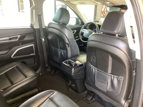 Used 2020 Kia Telluride S AWD/4WD image 45