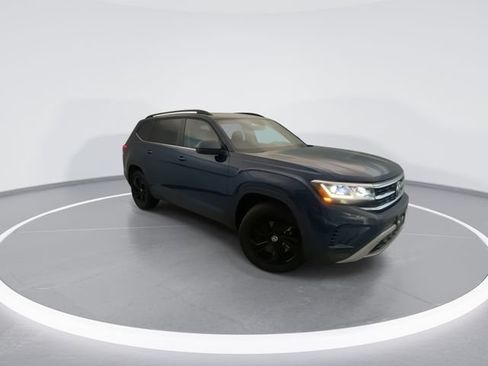Used 2023 Volkswagen Atlas SE w/ Panoramic Sunroof Package AWD/4WD image 8