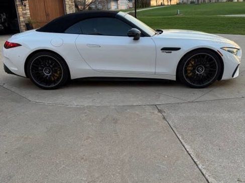 Used 2022 Mercedes-Benz SL 55 AMG 4MATIC image 10