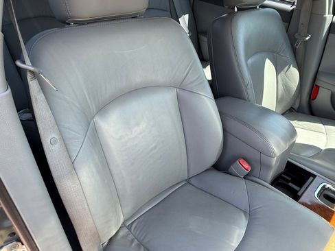 Used 2006 Buick LaCrosse CXL w/ Chrome Appearance Package image 27