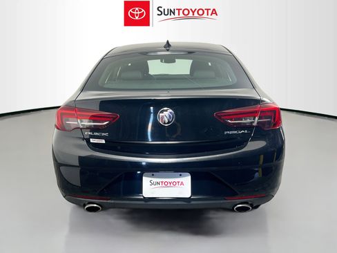 Used 2018 Buick Regal Preferred image 5