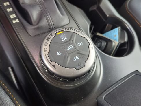 Used 2023 Ford Bronco Badlands AWD/4WD image 32