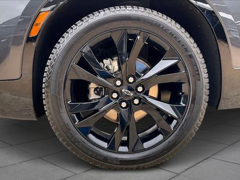 Used 2021 Chevrolet Blazer RS w/ Enhanced Convenience Package image 11