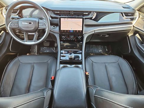 Used 2022 Jeep Grand Cherokee Limited 4xe image 32