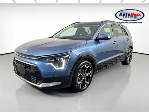 Used 2023 Kia Niro EX Touring image 5