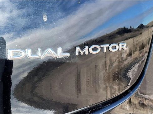 Used 2019 Tesla Model 3 Long Range image 23