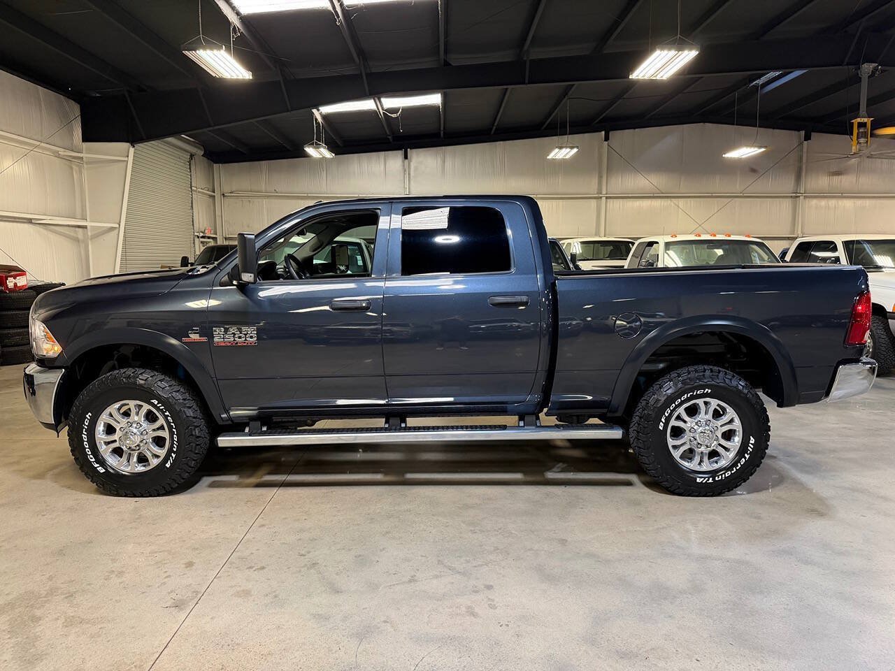 Used 2018 RAM 2500 Tradesman w/ Chrome Appearance Group AWD/4WD image 8