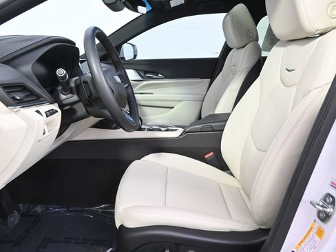 Used 2023 Cadillac CT4 Premium Luxury RWD image 13