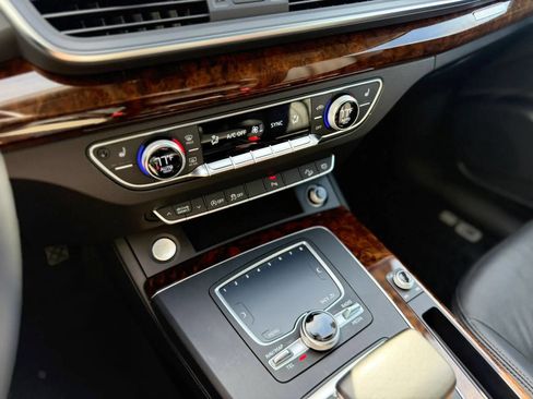 Used 2018 Audi Q5 2.0T Premium Plus w/ Premium Plus Package AWD/4WD image 23