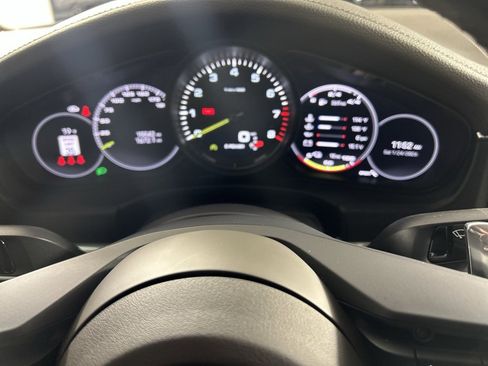 Certified 2022 Porsche Panamera 4 Platinum Edition image 23