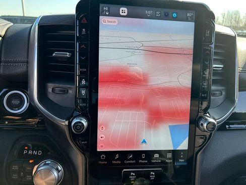 New 2026 RAM 1500 Laramie AWD/4WD image 13