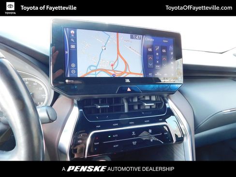 Used 2021 Toyota Venza Limited w/ Advanced Technology Package image 10