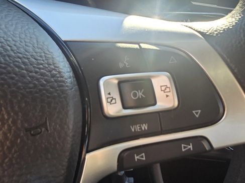 Used 2020 Volkswagen Jetta SE image 22