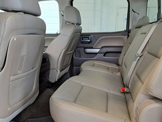 Used 2015 Chevrolet Silverado 1500 LTZ Z71 w/ LTZ Plus Package AWD/4WD image 24
