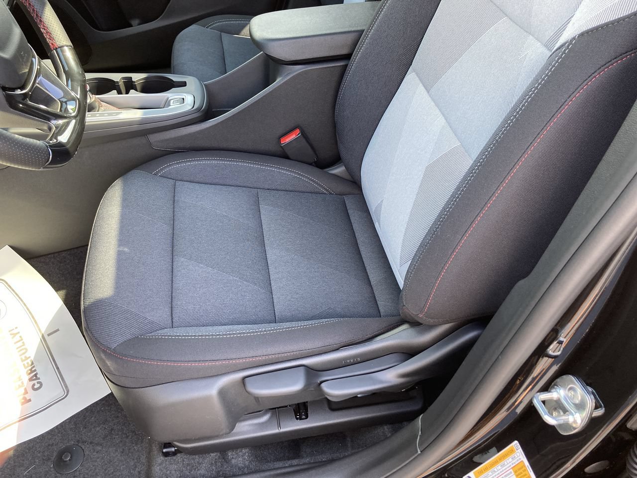 New 2026 Chevrolet Trax RS w/ Sunroof Package FWD image 25