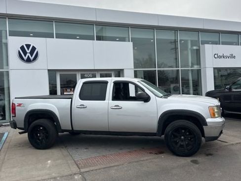 Used 2010 GMC Sierra 1500 SLE image 3