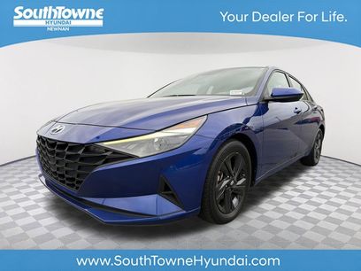 Used 2023 Hyundai Elantra SEL w/ Cargo Package