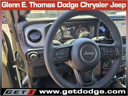 Used 2026 Jeep Wrangler Unlimited Sport AWD/4WD image 15