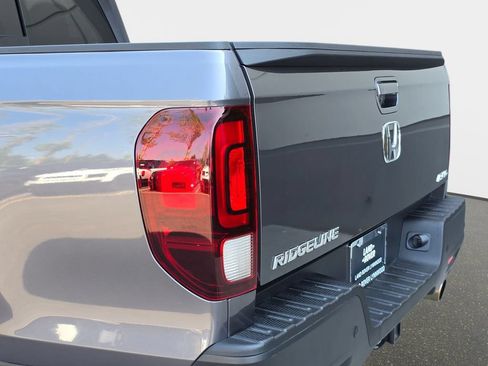 Used 2021 Honda Ridgeline RTL-E image 39