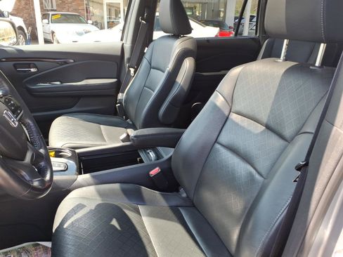 Used 2021 Honda Passport Touring image 4