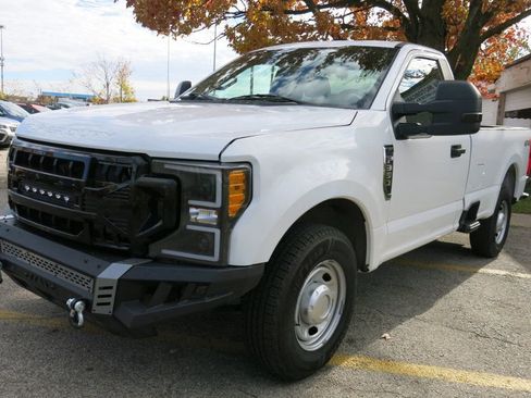 Used 2021 Ford F350 XL w/ Camper Package image 2