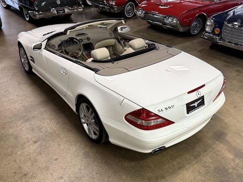 Used 2008 Mercedes-Benz SL 550 image 15