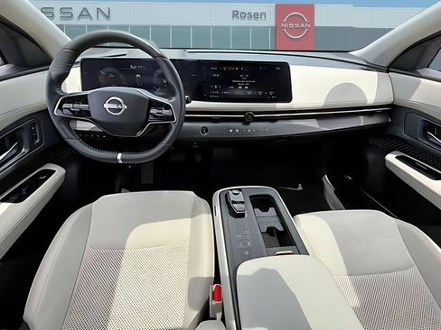 Certified 2024 Nissan Ariya FWD image 7