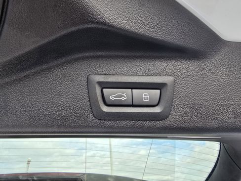 New 2026 BMW X5 xDrive40i w/ M Sport Package image 11