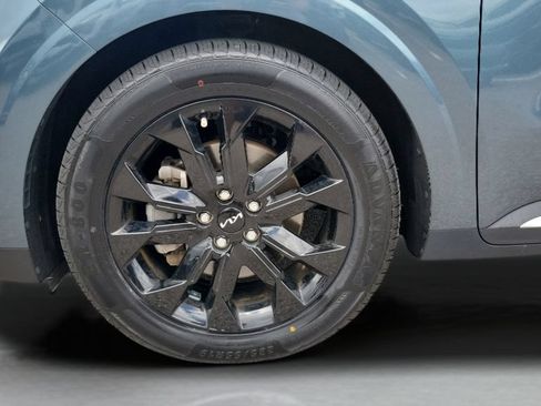 Used 2024 Kia Carnival SX Prestige FWD image 26