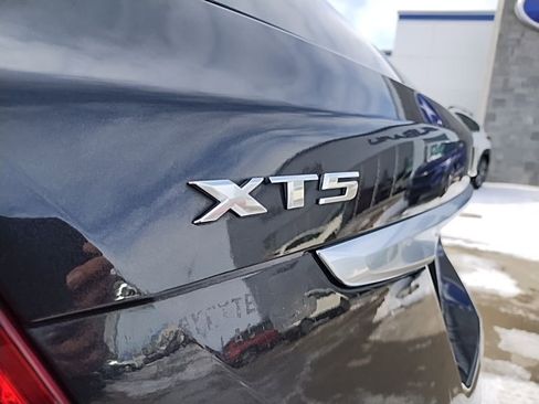 Used 2019 Cadillac XT5 Luxury image 12