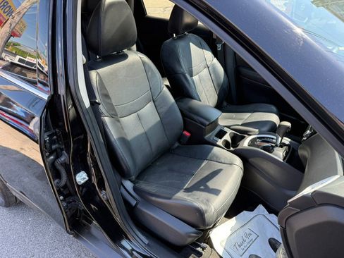 Used 2015 Nissan Rogue SL w/ SL Premium Package AWD/4WD image 8