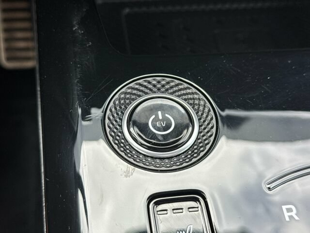 Used 2023 Kia Niro Wave FWD image 28