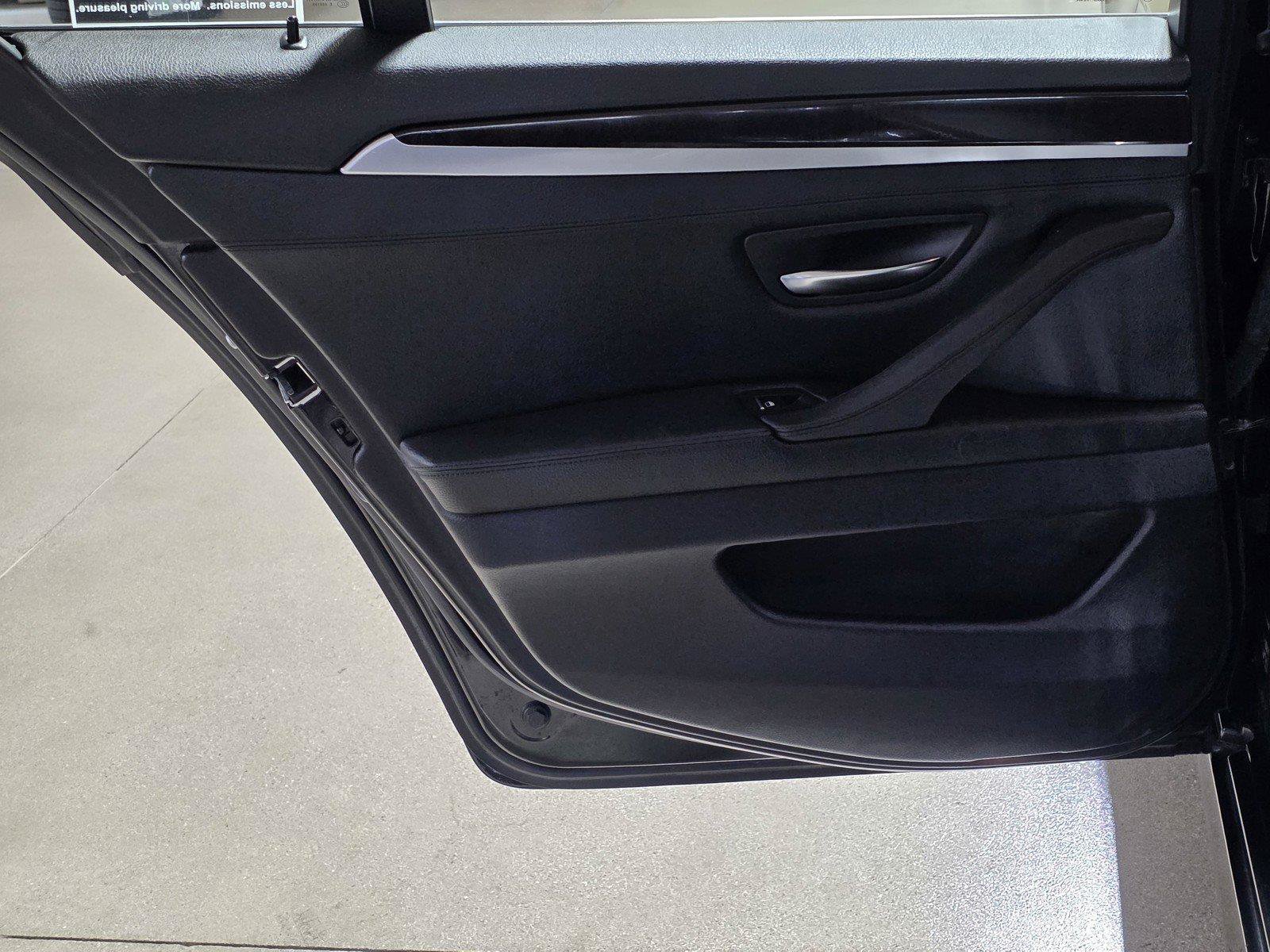 Used 2015 BMW 528i Sedan RWD image 13