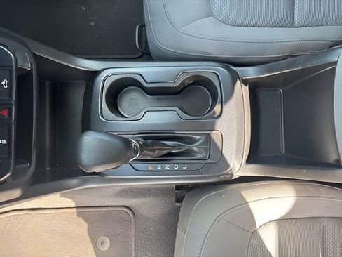 Used 2022 Chevrolet Colorado W/T RWD image 24