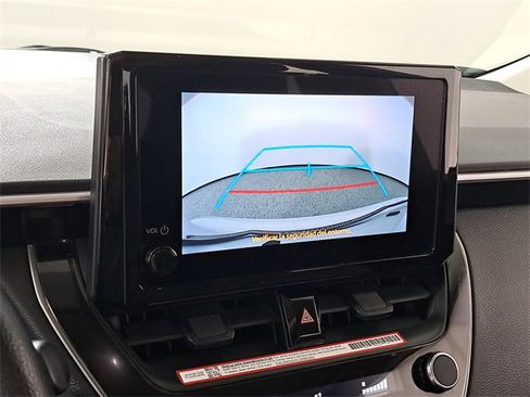 Used 2025 Toyota Corolla LE image 29