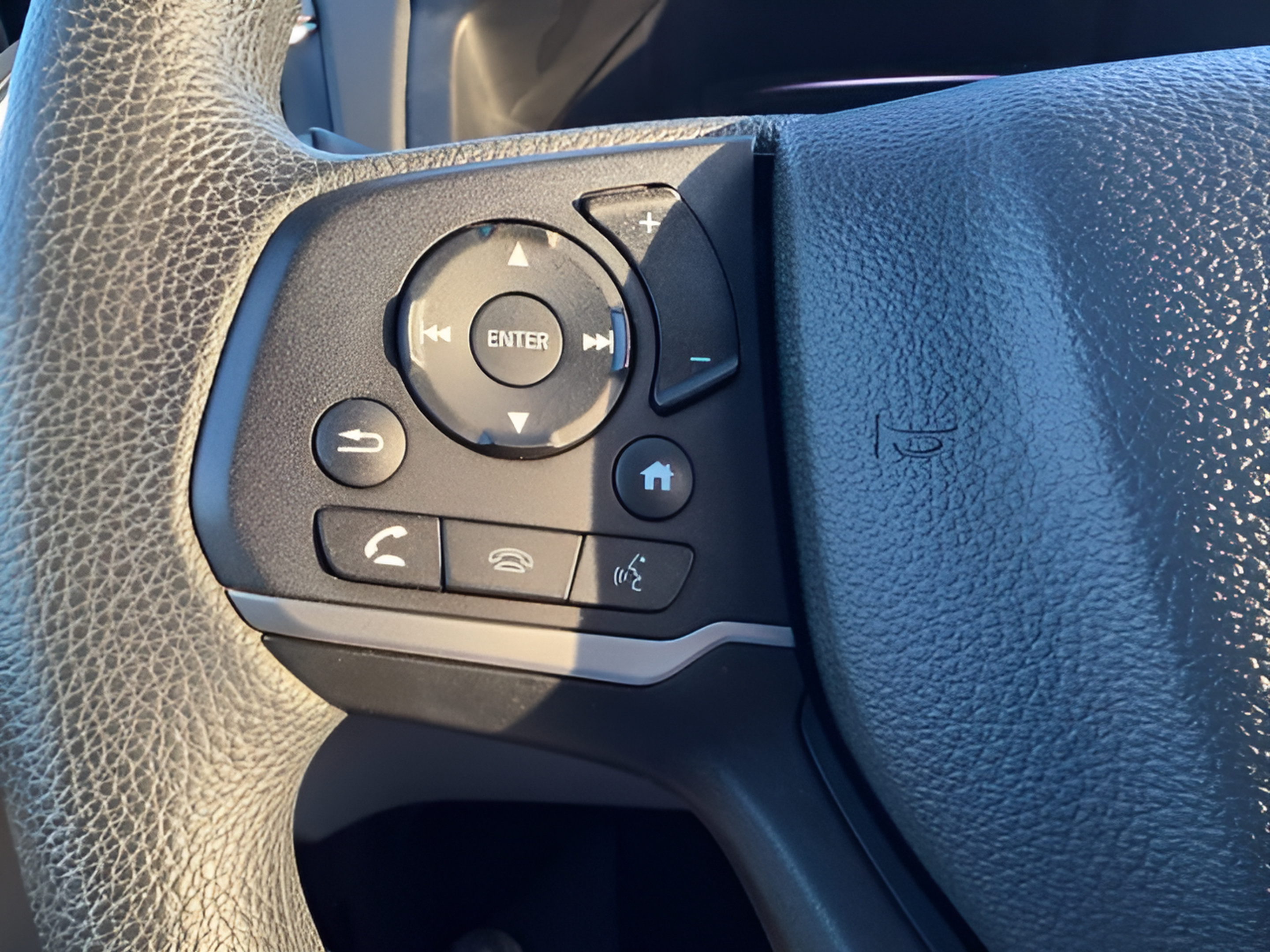 Certified 2024 Honda Odyssey EX image 15