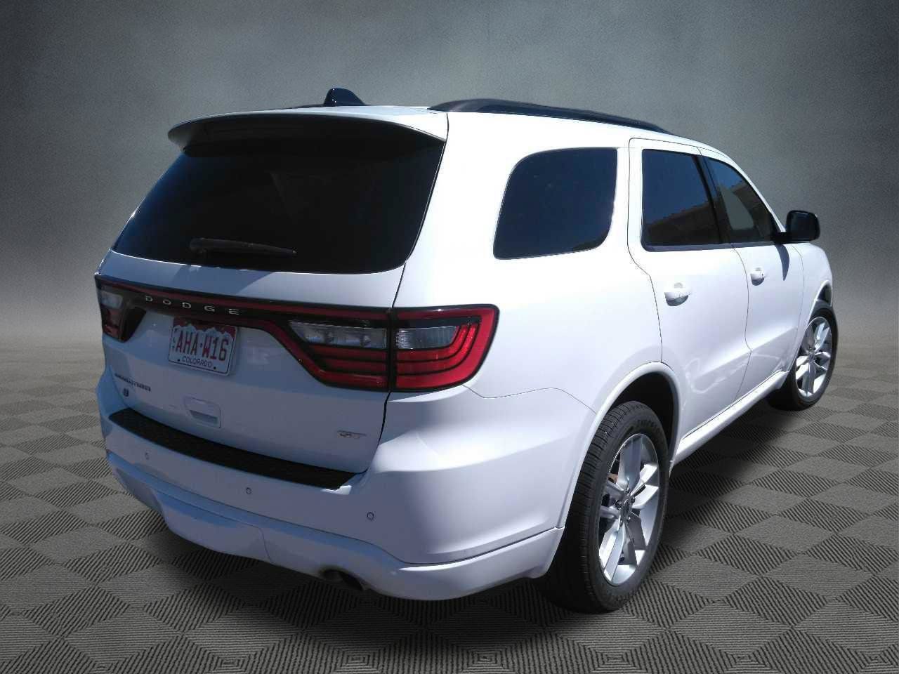 Used 2024 Dodge Durango GT AWD/4WD image 2