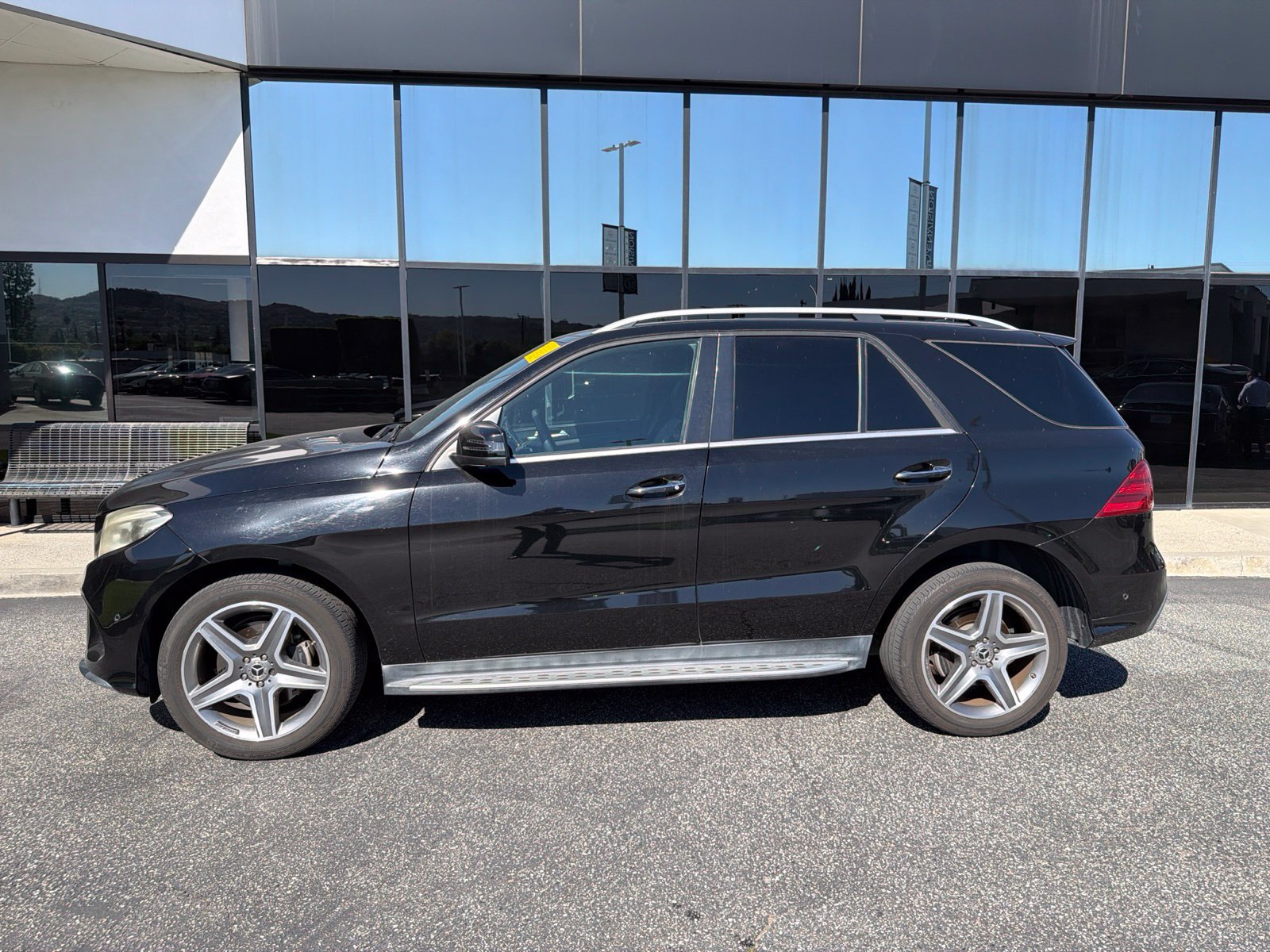 Used 2018 Mercedes-Benz GLE 350 image 2