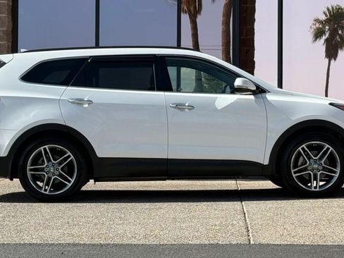 Used 2018 Hyundai Santa Fe AWD w/ Cargo Package image 15
