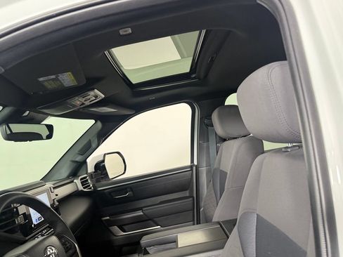 Used 2025 Toyota Sequoia SR5 AWD/4WD image 20