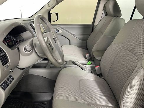 Used 2019 Nissan Frontier SV w/ Value Truck Package image 2