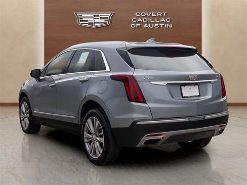 Used 2023 Cadillac XT5 Premium Luxury w/ Technology Package image 3