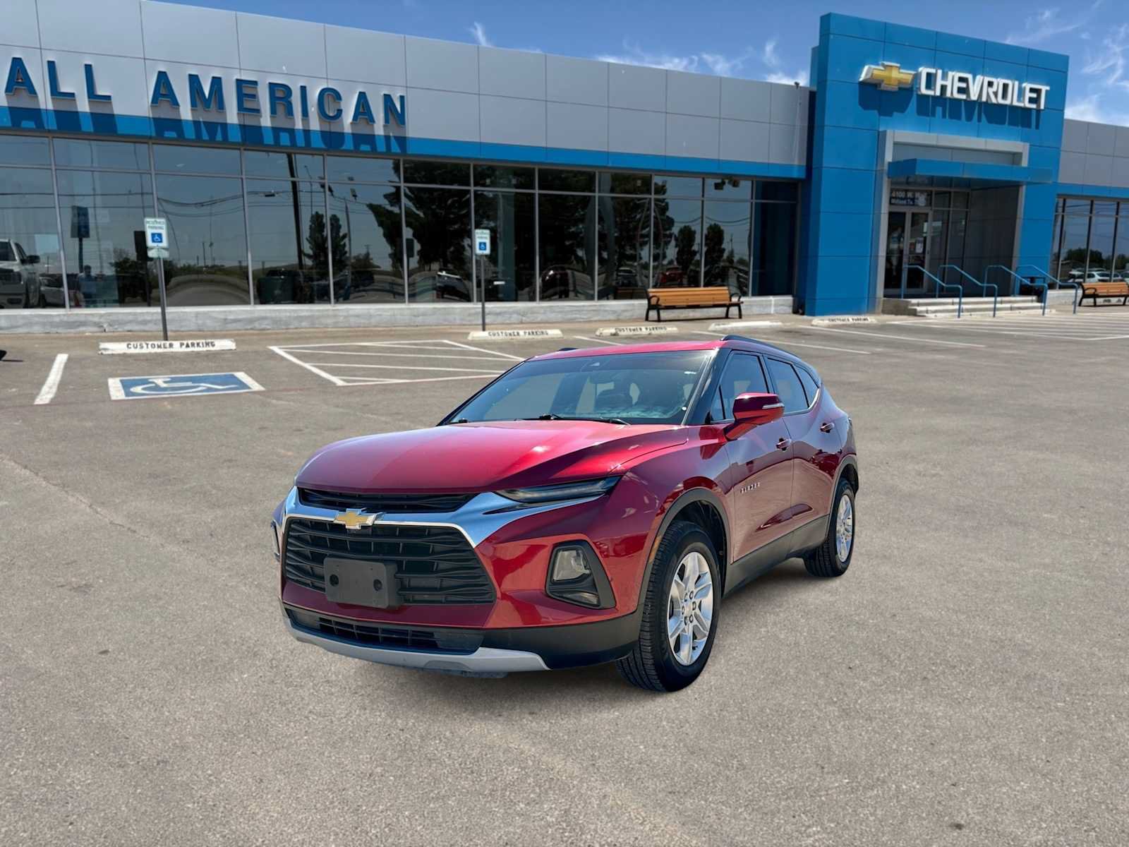 Used 2022 Chevrolet Blazer LT FWD image 1