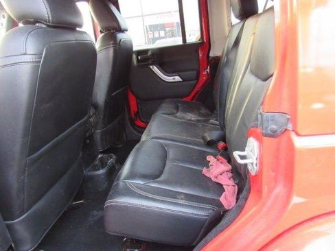 Used 2015 Jeep Wrangler Unlimited Sahara w/ Max Tow Package image 22