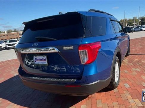 Used 2022 Ford Explorer XLT image 9
