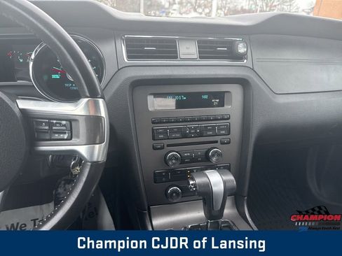 Used 2012 Ford Mustang Coupe image 23