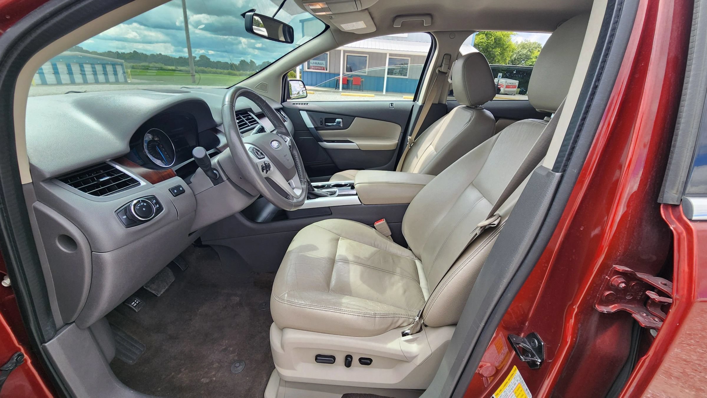 Used 2014 Ford Edge Limited AWD/4WD image 9