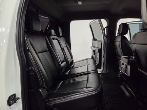 Used 2020 Ford F250 Lariat image 10