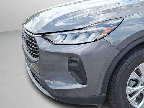 Used 2025 Ford Escape Active w/ Tech Pack #1 FWD image 37