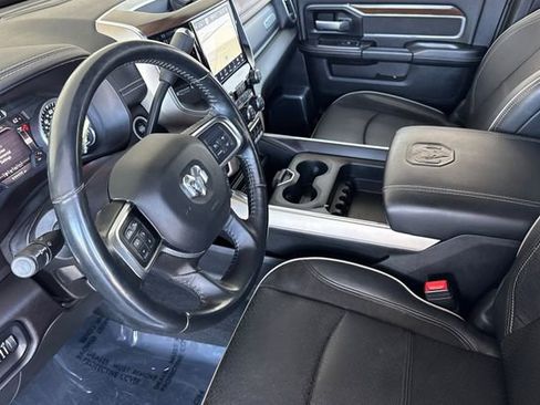 Used 2022 RAM 3500 Laramie image 10